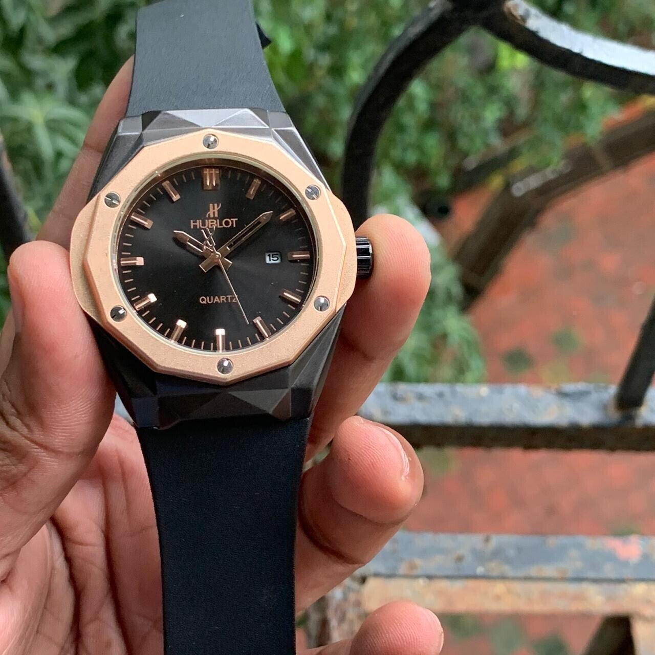 Hublot Rose Gold Bezel Premium Men's Watch