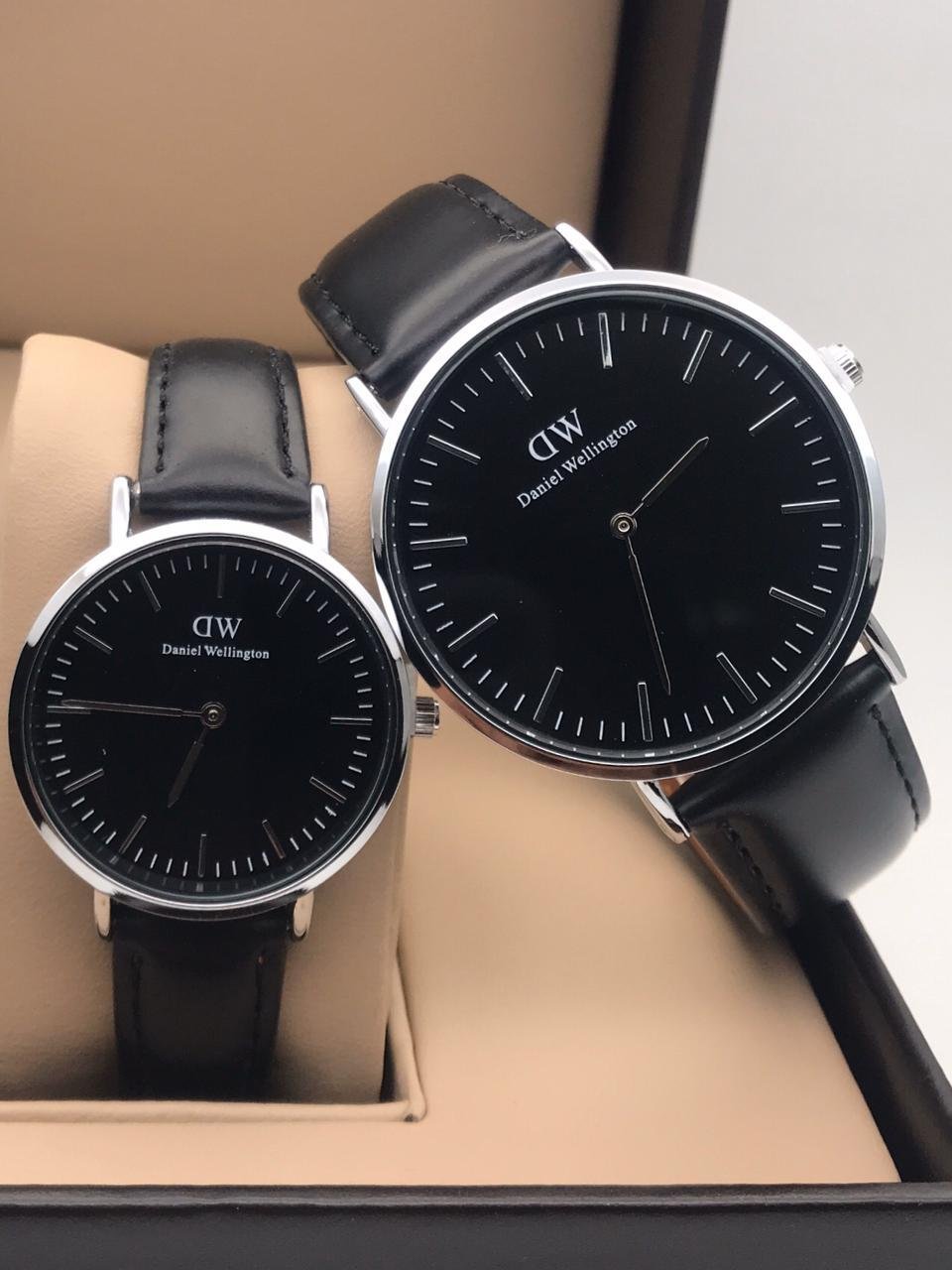 Daniel Wellington Black Color Dial Leather Belt Couple's Watch