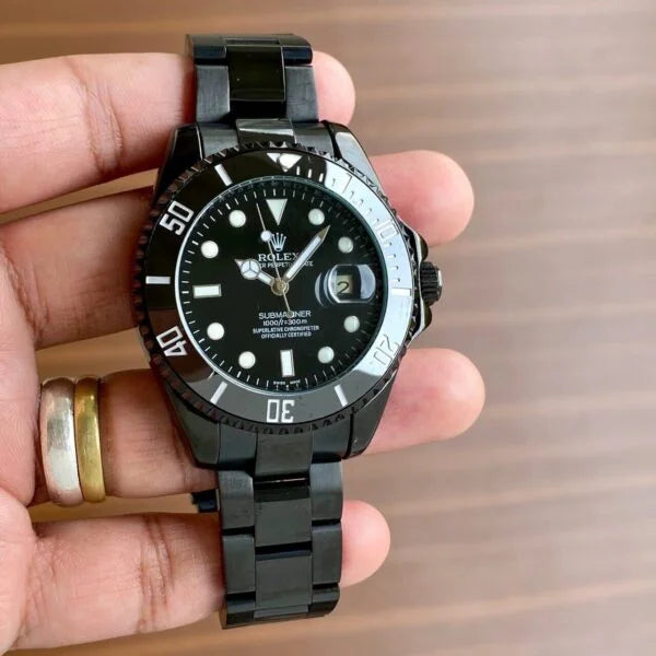 Spectacular Rolex Submariner Automatic Black Dial Men's Watch