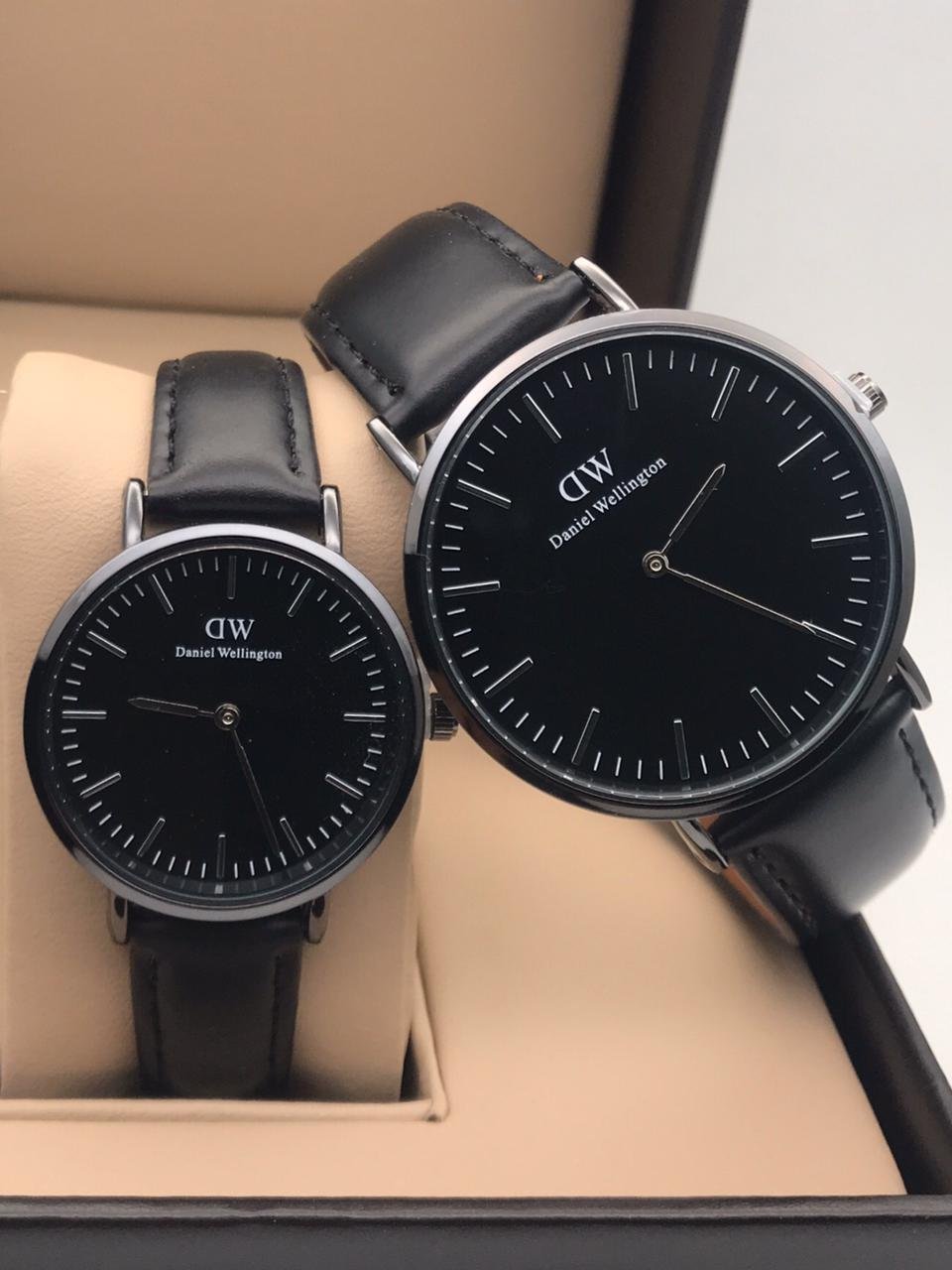Classic Daniel Wellington Black Dial New Leather Belt Couple Watch