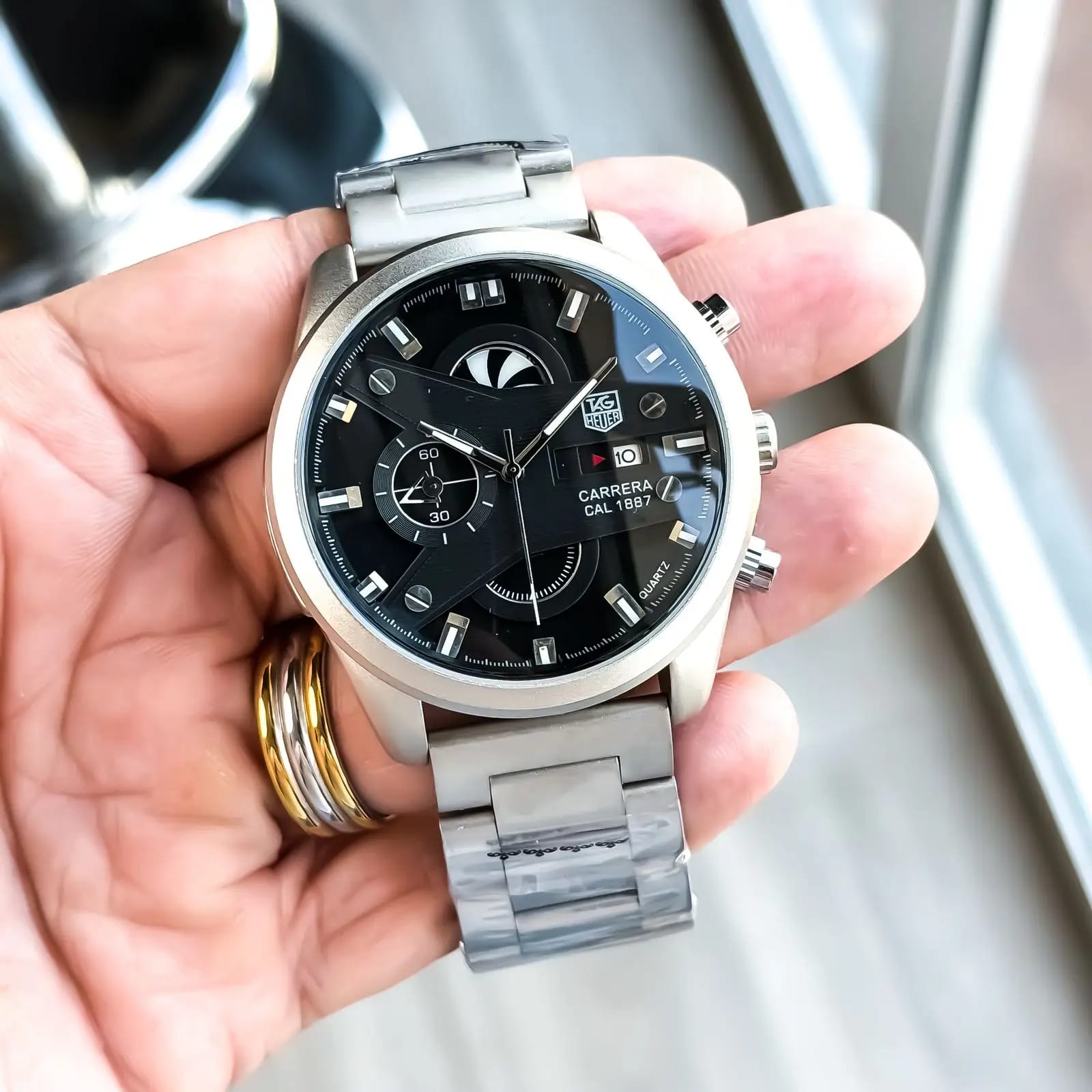 Taghuer Silver Black Dial Men's Watch