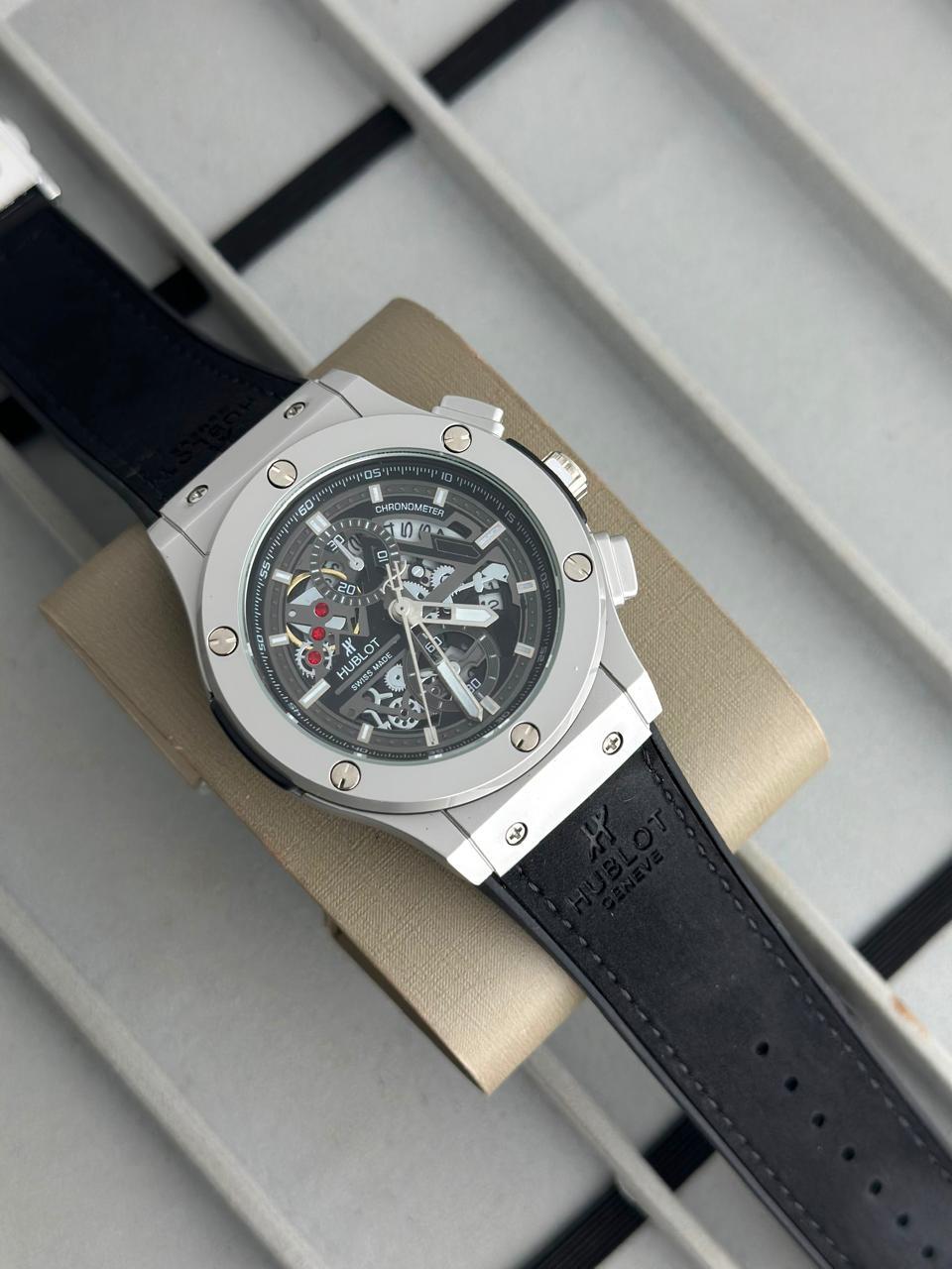 Hublot Mechanical Black Dial Movement Sporty Men's Watch