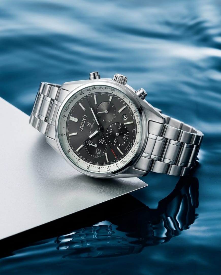 Seiko Black and White Dial Automatic Chronograph Watch