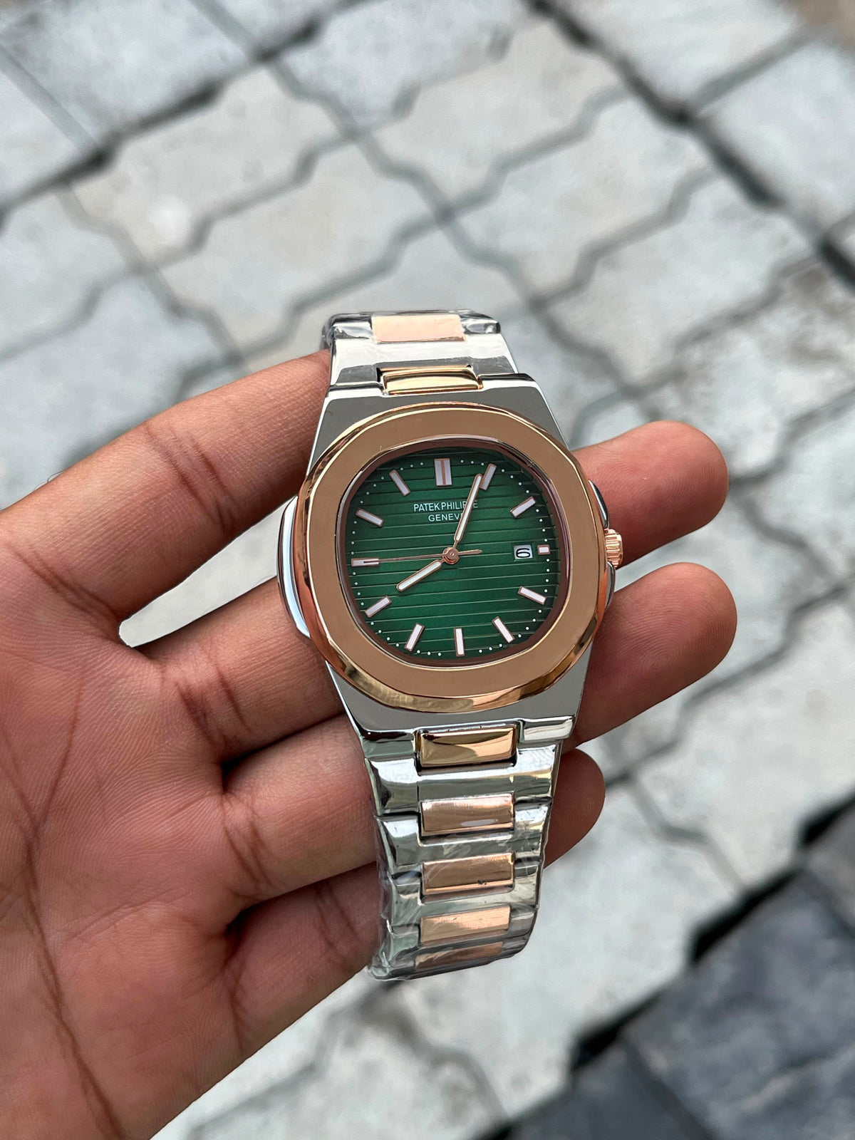 Patek Philippe Green Dial Two-Tone Rose Gold Stainless Steel Nautilus Watch